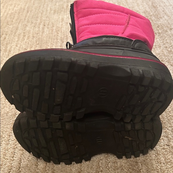 Pink and Black Winter Boots   -  I don't see a brand but likely Cat & Jack.. - Picture 3 of 4